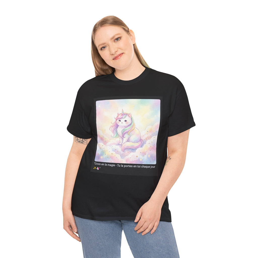 👕 T-SHIRT CHAT LICORNE - Design Féerique Arc-en-Ciel  ✨ "Crois en la magie" - Porte l'enchantement !