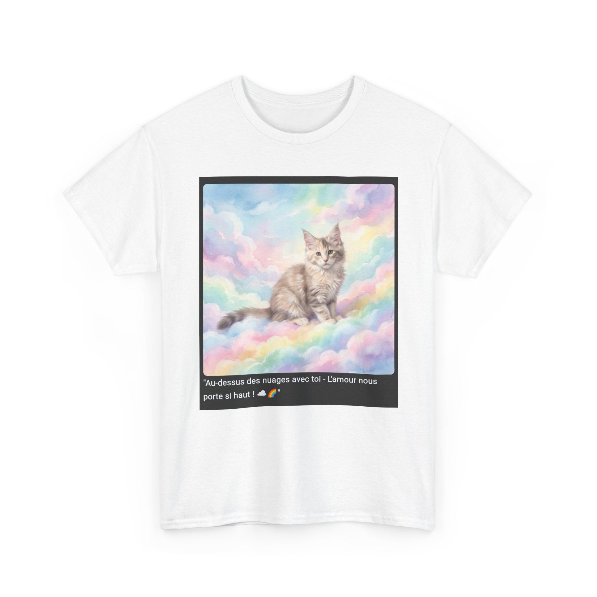 👕 T-SHIRT MAINE COON NUAGES - Design Céleste Arc-en-Ciel  ☁️ "Au-dessus des nuages avec toi" - Porte l'élévation !